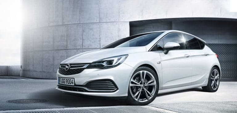 Opel Astra im Autohaus Kramm